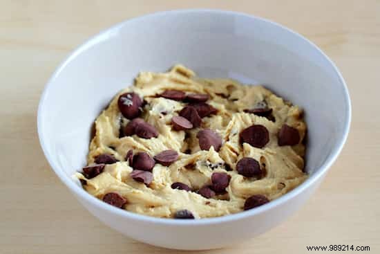 Ultimate Single-Serve Microwave Chocolate Chip Cookie: Ready in Just 2 Minutes