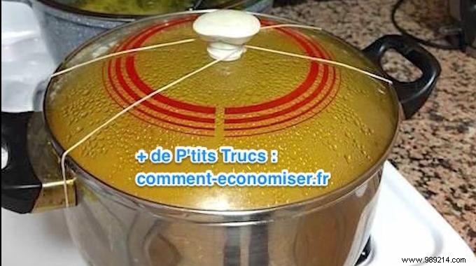 Secure Your Saucepan Lid While Carrying: The Simple Rubber Band Trick