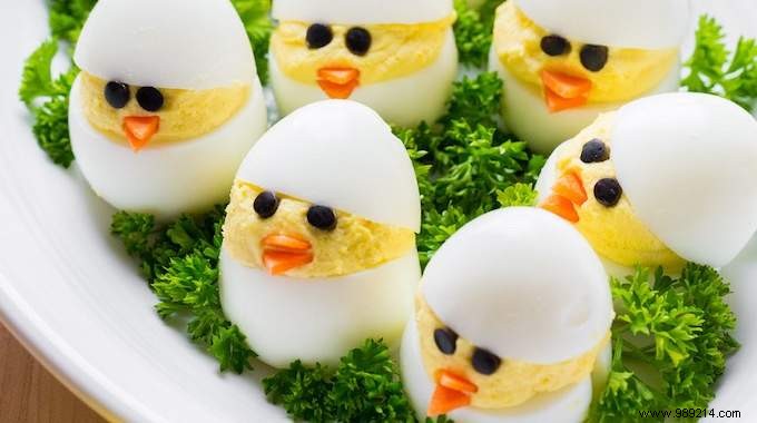 Adorable Chick-Shaped Easter Eggs: Simple, Budget-Friendly Recipe