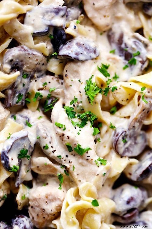 Creamy Slow Cooker Chicken Stroganoff: Easy 5-Minute Prep Family Favorite