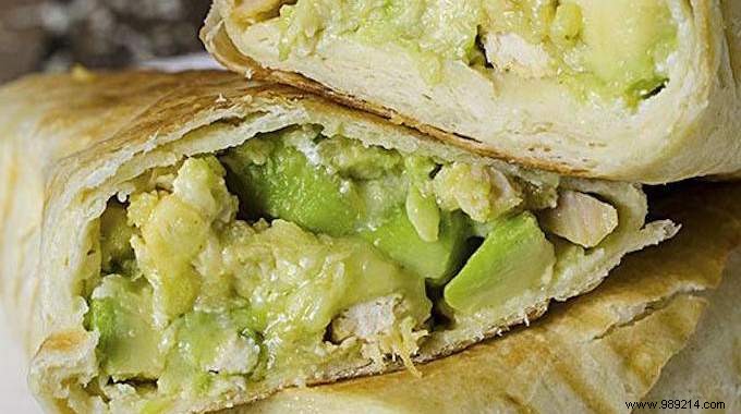 15-Minute Chicken Avocado Burritos: Quick, Healthy Family Dinner Recipe