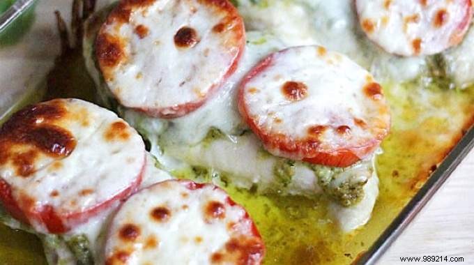 Easy 4-Ingredient Italian Chicken Bake: A Family Favorite Ready in 45 Minutes