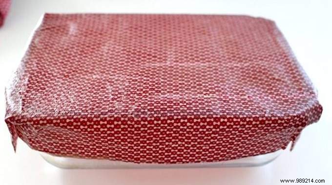 How to Make Reusable Beeswax Wraps: A Natural Alternative to Plastic Cling Film