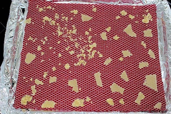 How to Make Reusable Beeswax Wraps: A Natural Alternative to Plastic Cling Film