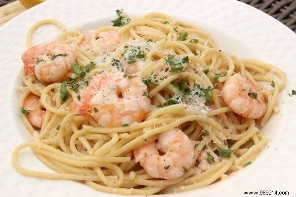 Garlic Lemon Shrimp Scampi: A Delicious 10-Minute Recipe