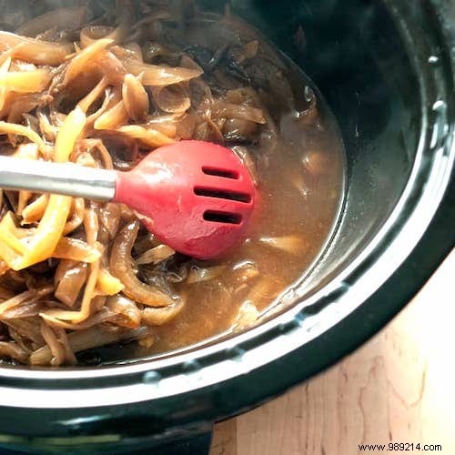 Easy Slow Cooker Caramelized Onions: Foolproof Recipe for Rich, Tender Flavor