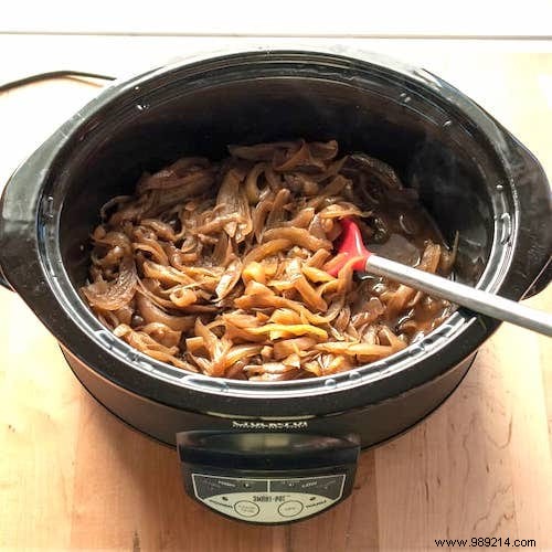 Easy Slow Cooker Caramelized Onions: Foolproof Recipe for Rich, Tender Flavor