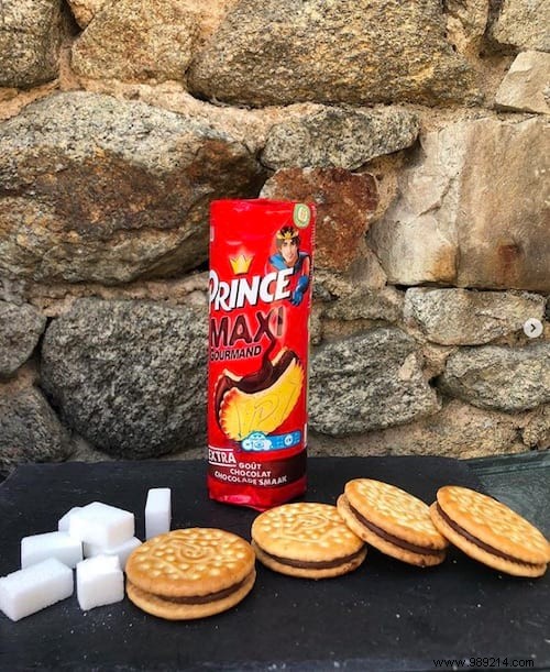 Hidden Sugars Exposed: Sugar Cube Equivalents in Your Favorite Foods and Snacks