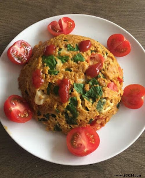 70 Easy, Quick, and Budget-Friendly Microwave Recipes: Savory and Sweet