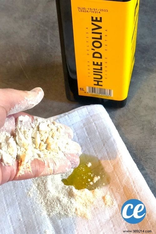 15 Smart Ways to Repurpose Expired Flour: Cleaning, Crafts & More