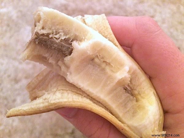 Are Overripe Black Bananas Safe to Eat? Nutrition Benefits and Storage Tips