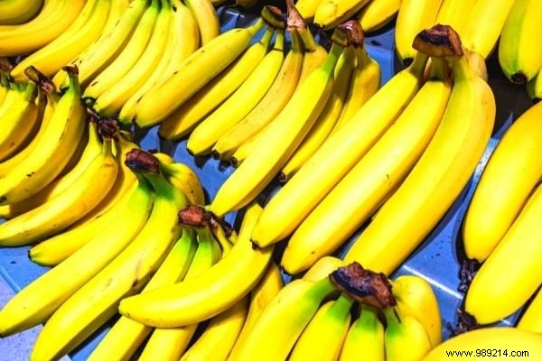 Are Overripe Black Bananas Safe to Eat? Nutrition Benefits and Storage Tips