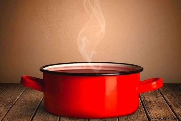 Should You Cool Hot Leftovers Before Putting Them in the Fridge? Expert Advice