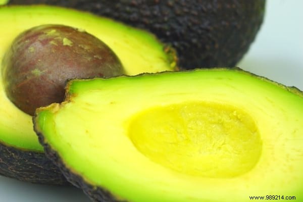 30 Foods You Should Never Freeze: Protect Your Health and Avoid Waste