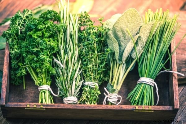 30 Foods You Should Never Freeze: Protect Your Health and Avoid Waste