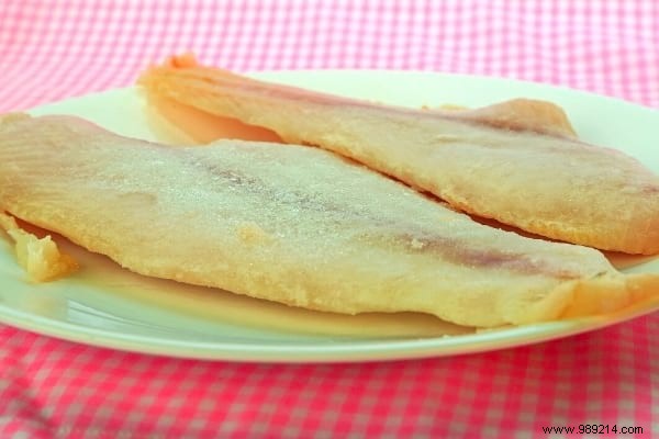 30 Foods You Should Never Freeze: Protect Your Health and Avoid Waste