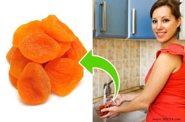 10 Foods You Should Never Wash Before Eating (and 8 You Always Should)