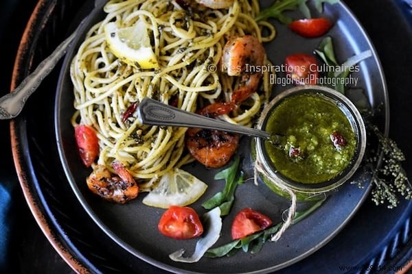 8 Smart Ways to Use Carrot Tops: Recipes and Tips to Cut Waste