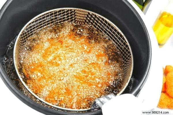 How to Safely Reuse Frying Oil: Expert Tips for Health and Longevity