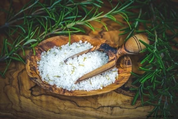 18 Proven Rosemary Uses: Kitchen Hacks, Health Remedies, Beauty Boosts, and Home Tips