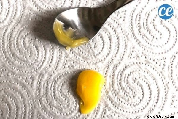 8 Proven Tips from a Beekeeper to Spot Real Honey vs. Fake