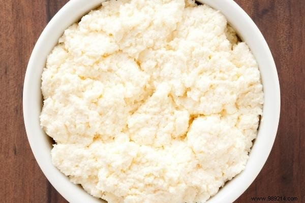 13 Healthy Natural Butter Substitutes for Baking and Cooking