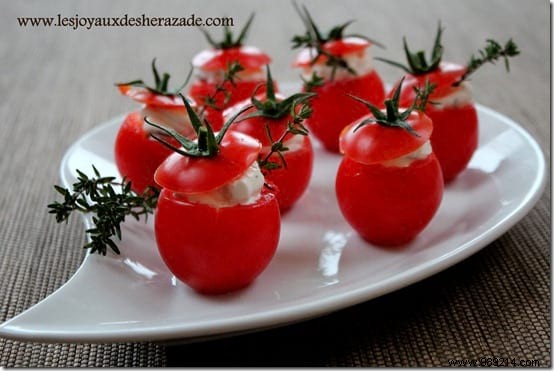 16 Easy, Budget-Friendly Christmas Appetizer Recipes to Impress Your Guests