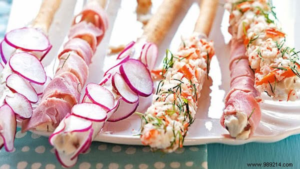 16 Easy, Budget-Friendly Christmas Appetizer Recipes to Impress Your Guests