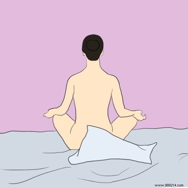 8 Science-Backed Reasons to Start Sleeping Naked Tonight