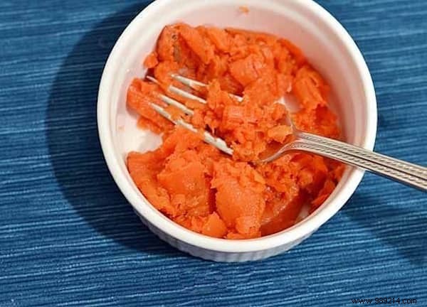 DIY Natural Anti-Aging Face Mask: Smooth Fine Lines with Carrot, Avocado & Cream