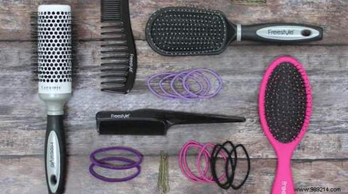 How to Choose the Perfect Hairbrush for Your Hair Type: Expert Guide