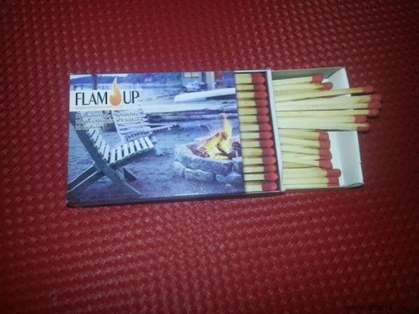 How to Shape Nails Without a Nail File: The Matchbox Trick