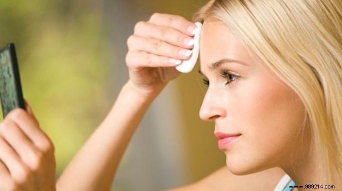 Gentle Homemade Cucumber Cleansing Milk: Natural Makeup Remover in 10 Minutes