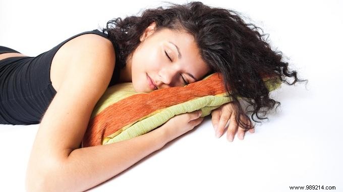 4 Science-Backed Natural Remedies to Reduce Snoring and Sleep Soundly