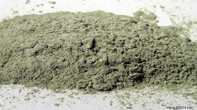 Stop Diarrhea Fast: Proven Green Clay Natural Remedy