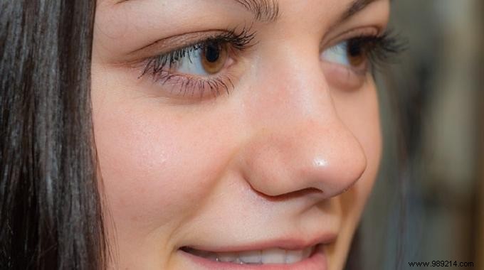 Banish Dark Circles Naturally: Simple Coffee Grounds Mask