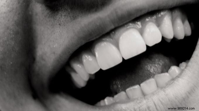 Natural Teeth Whitening with Siwak Sticks: A Proven, Time-Tested Method