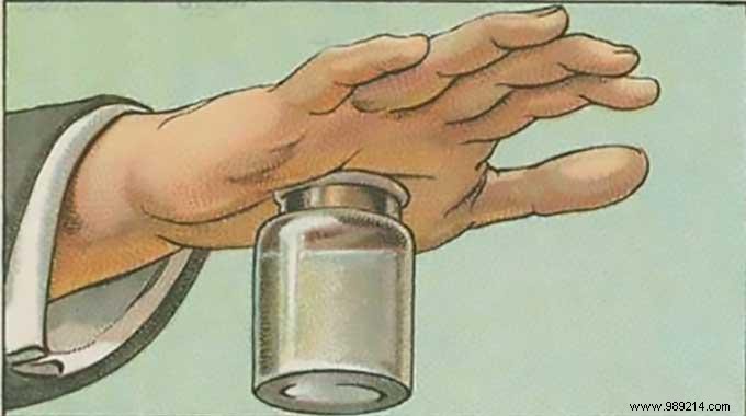 Pain-Free Splinter Removal: The Simple Glass Bottle Method That Really Works