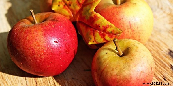 16 Proven Natural Gargles to Soothe and Heal a Sore Throat