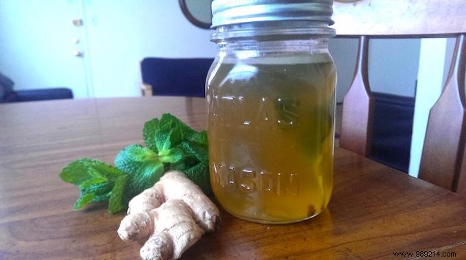 DIY 100% Natural Mouthwash Recipe: A Chemical-Free Alternative to Listerine