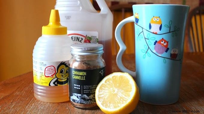 Grandma s Proven Sore Throat Remedy: Natural Honey, Lemon, Vinegar & Cinnamon Potion