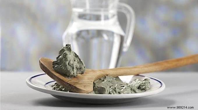 8 Proven Homemade Poultice Remedies for Everyday Ailments