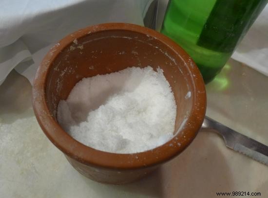 8 Proven Homemade Poultice Remedies for Everyday Ailments
