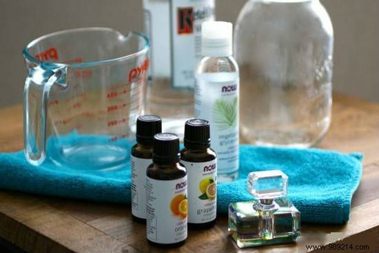 Craft Your Own Natural Perfume at Home: Simple Recipe with Essential Oils