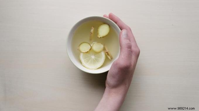 Ginger Detox Tea Recipe: Natural Cleanse and Immune Boost for Winter Wellness