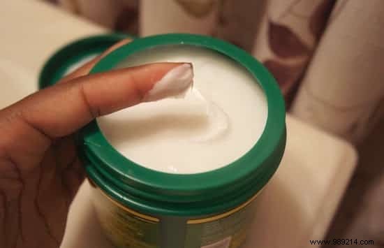 6 Proven Kitchen Remedies for Dry, Damaged Hair