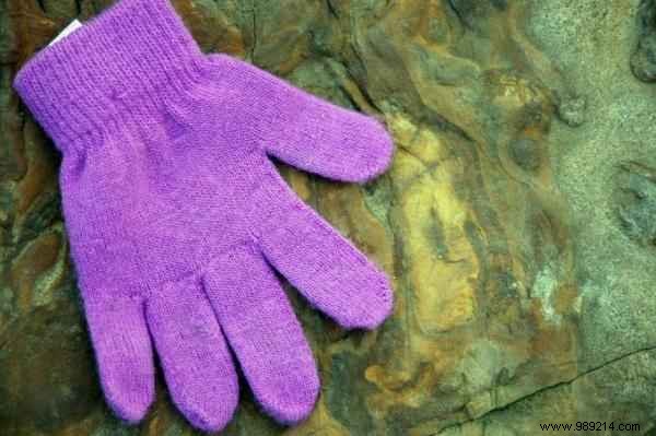 2 Proven Tips from a Kindergarten Teacher: Keep Kids Gloves, Hats, and Scarves Safe at School