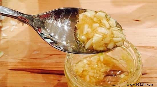 What Happens to Your Body When You Eat Garlic and Honey on an Empty Stomach for 7 Days