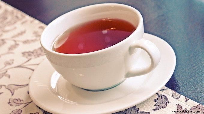 10 Science-Backed Health Benefits of Black Tea You May Not Know