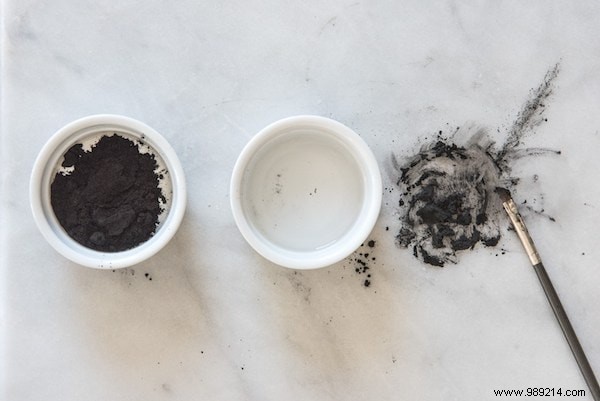 DIY Non-Toxic Eyeliner: Proven Recipe with Just 2 Natural Ingredients